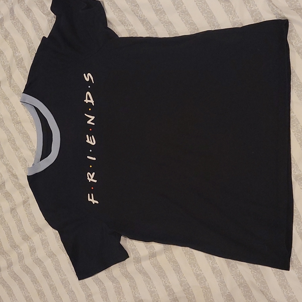 F•R•I•E•N•D•S TEE shirt